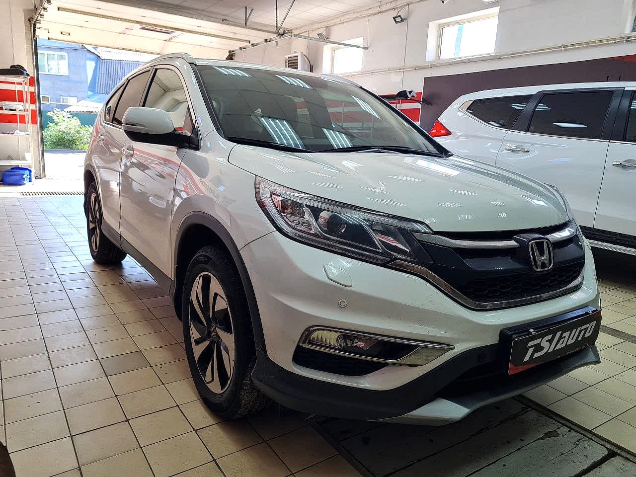Правильная шумоизоляция Honda CR-V 5 в Астане Правильная шумоизоляция Honda CR-V 5 в Астане