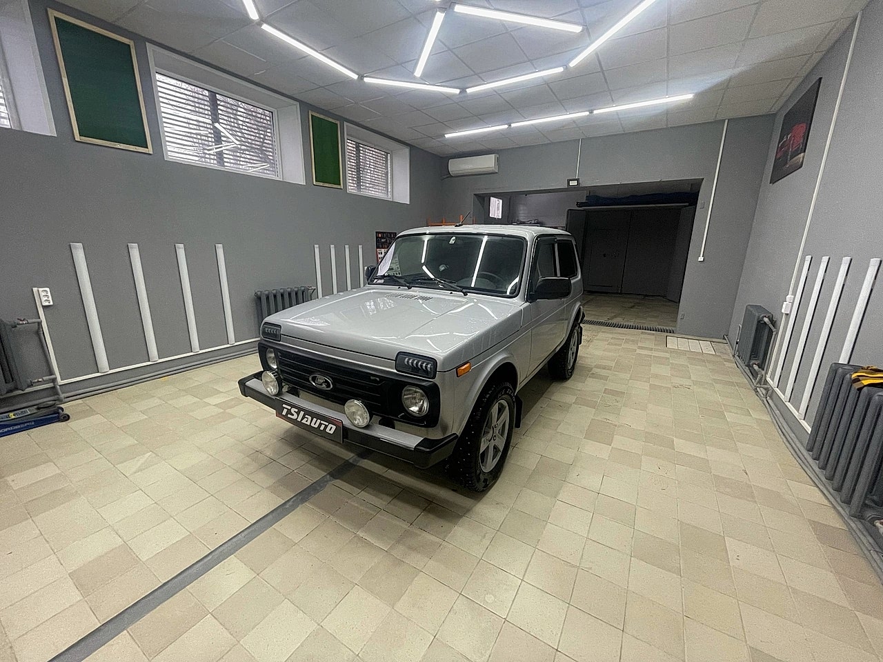 Шумоизоляция LADA Niva Legend 3 двери в Астане Шумоизоляция LADA Niva Legend 3 двери в Астане