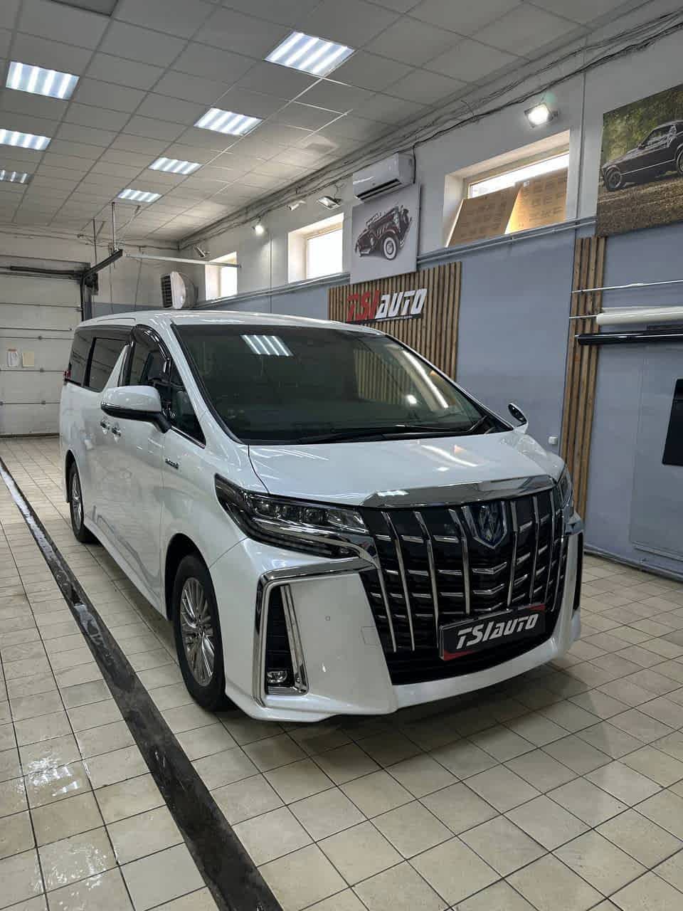 Шумоизоляция Toyota Alphard в Астане Шумоизоляция Toyota Alphard в Астане