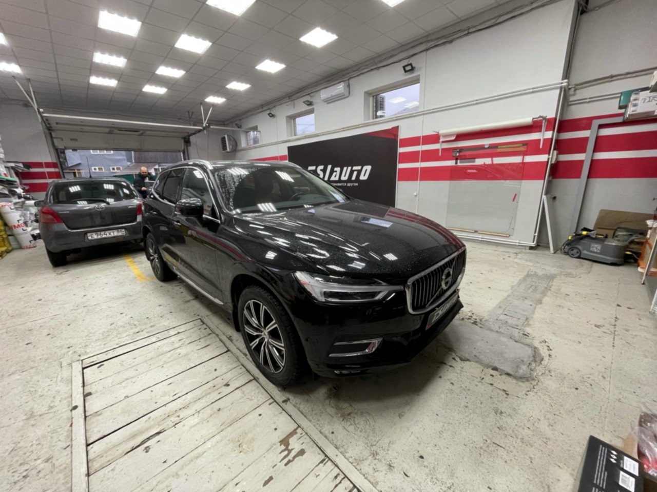 Шумоизоляция Volvo XC60 в Астане Шумоизоляция Volvo XC60 в Астане